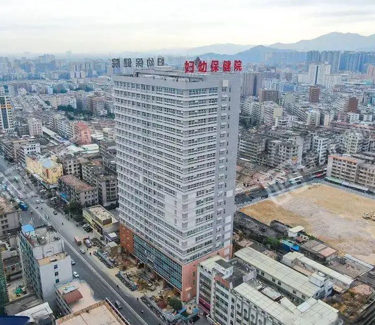 普寧市婦幼保健院傳統陪護椅進行智能升級改造!