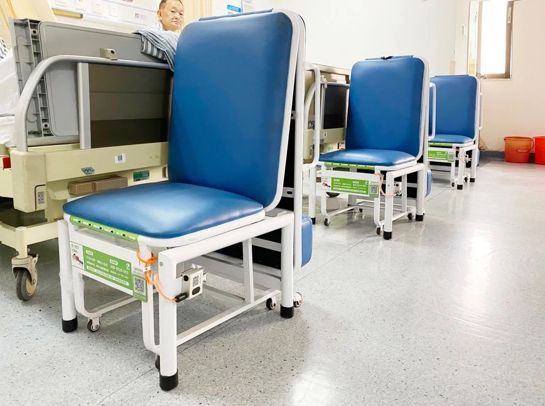 共享陪護床怎么選？廣州愛陪四大優勢來解答！